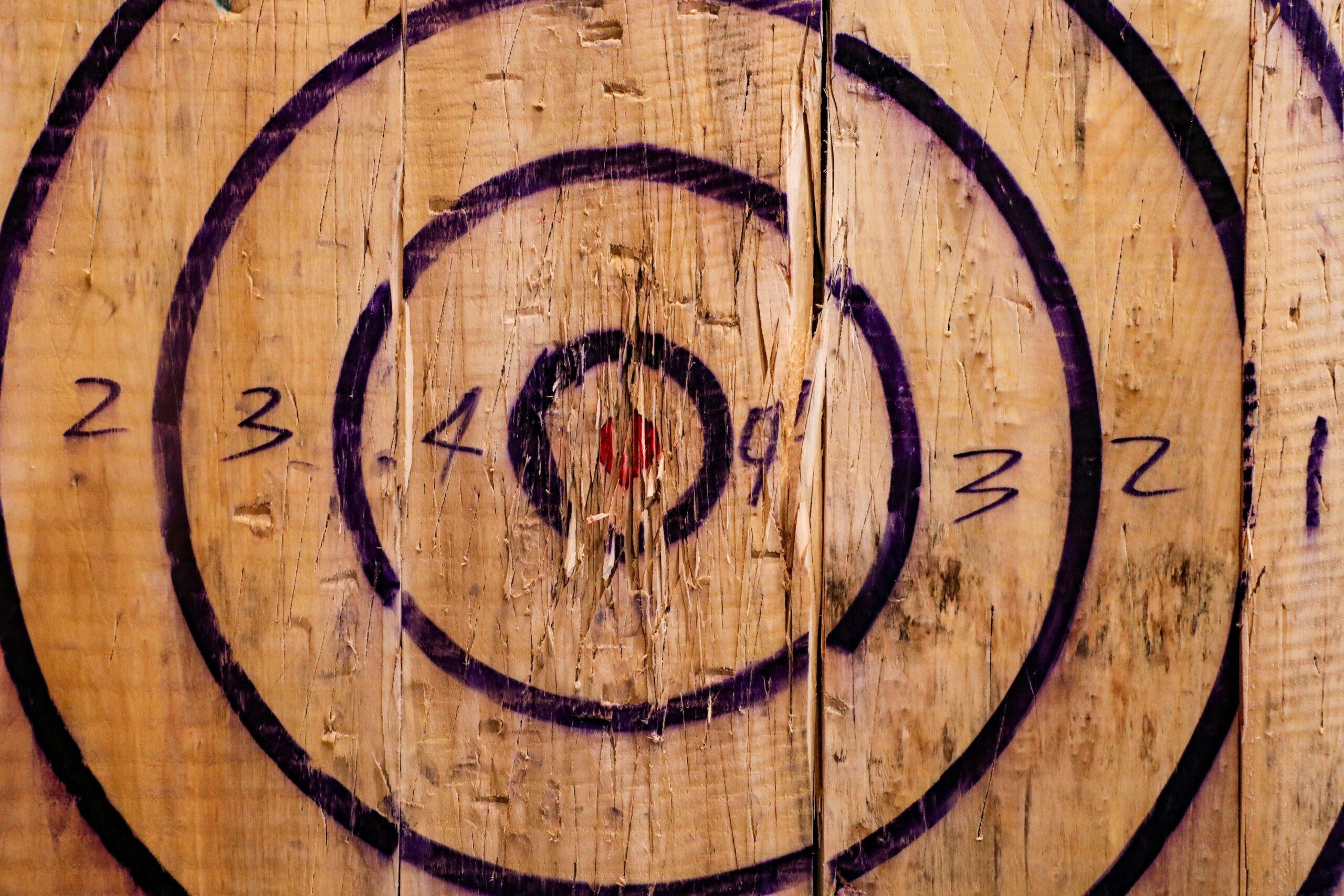 Perfecting Your Axe Throwing Stance for Accuracy