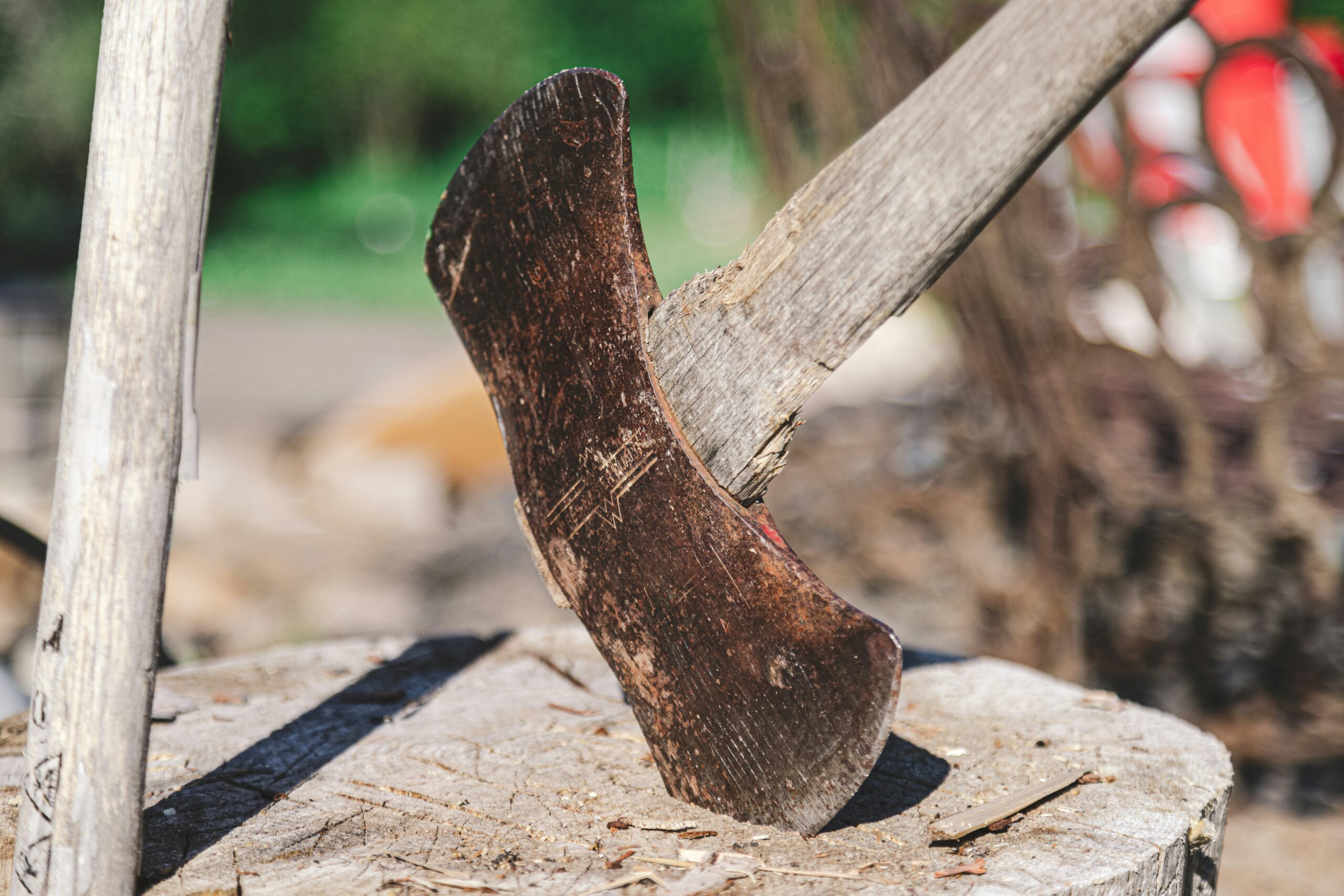 Double Bit Axe Throwing Technique: Complete Guide